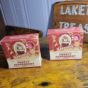 Dr. Squatch lot of 2 bars Frosty Peppermint Soap